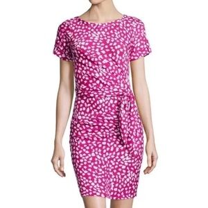 Diane von Furstenberg Pink and White Patterned Leron Wrap Dress Sz 0